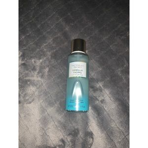 Victoria’s Secret Vanilla Tropic Spray
